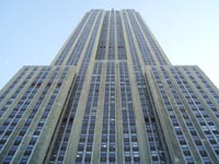 Empire State Binası Zamana Ayak Uyduruyor