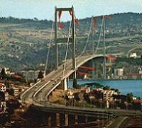 İstanbul'un İlk Köprüsü 39'una Bastı