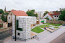 Doğu Almanya'da Tasarlanan Etkileyici Açık Hava Kütüphanesi, 2011 Brit Insurance Mimarlık Ödülü'nü Kazandı