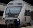 Hızlı trenin vagonları Ankara Garı'nda