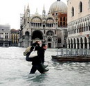 Venedik resmen sulara gömüldü