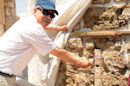 Antik kentte 1600 yıllık kumaş parçaları bulundu