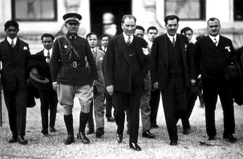ataturk un gorulmemis fotograflari